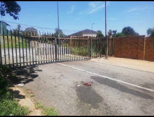 1,723M² VACANT LAND FOR SALE IN KEW